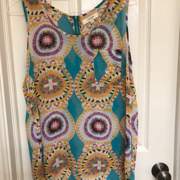 shirts and dresses - Picture 15 of 16